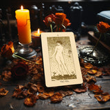 Baraja de tarot Regal Shadows con 78 cartas adicionales y guía