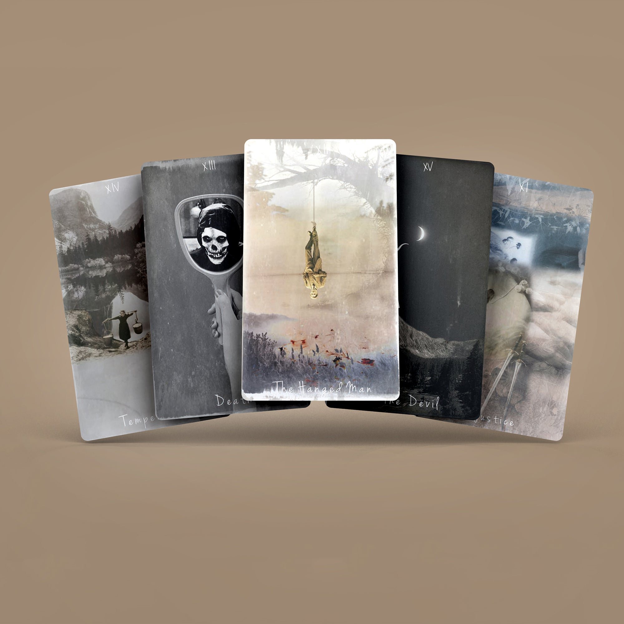 Tarot_Cards_Mockup_08_2048x.